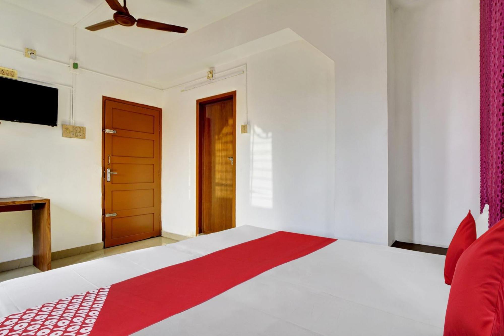 Hotel O Chiyang Hotel Angamaly Exterior foto